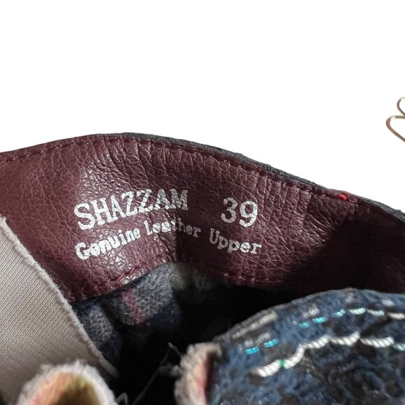 Lartiste Spring Step boots - Picture 10 of 11